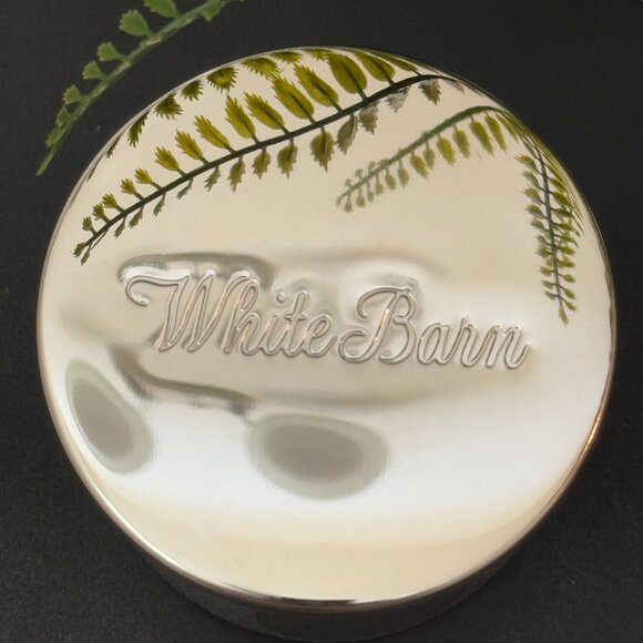 BBW Falling Flurries White Barn Bath & Body Works 3 Wick Candle - Picture 9 of 11